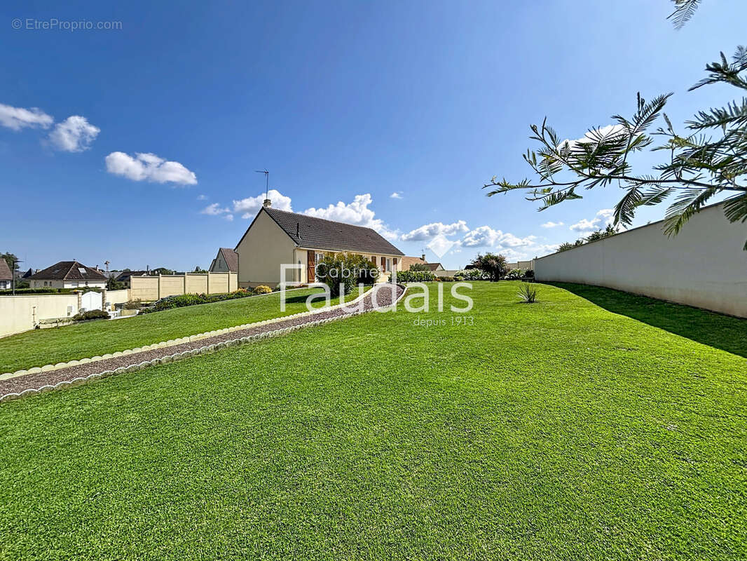 Maison à ISIGNY-SUR-MER