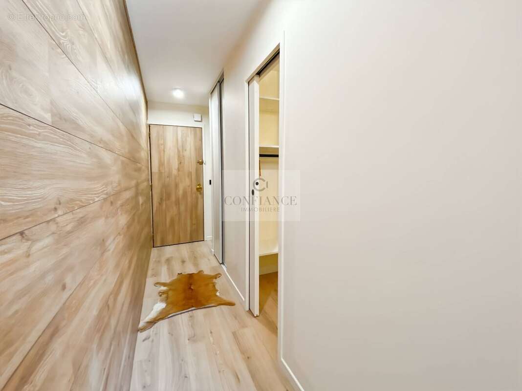 Appartement à SAINT-ETIENNE-DE-TINEE