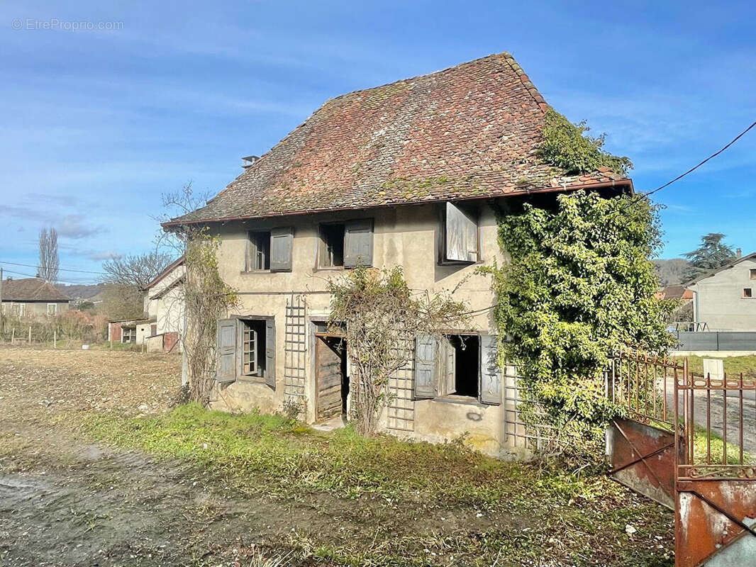 Maison à SAINT-CHEF