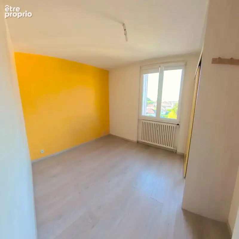 T3 Dernier Étage • Très Lumineux • Balcon Sud-Ouest • Aucun Travaux - photo 8