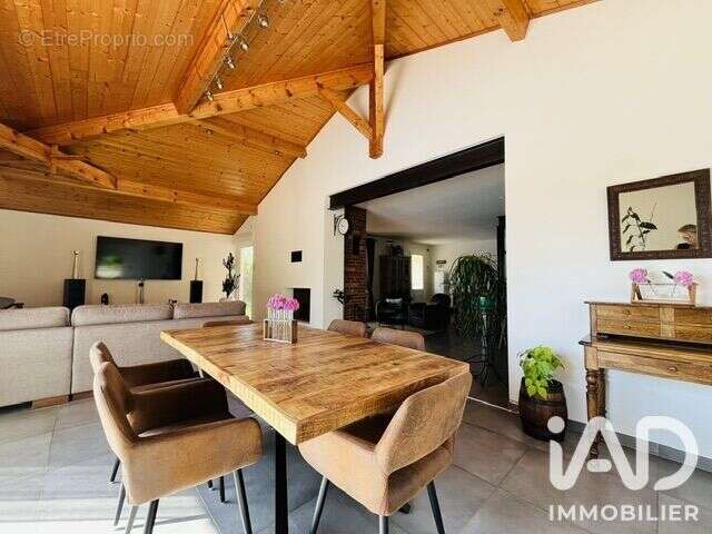 Maison 156 m² à Lafitte-Vigordane  - photo 5