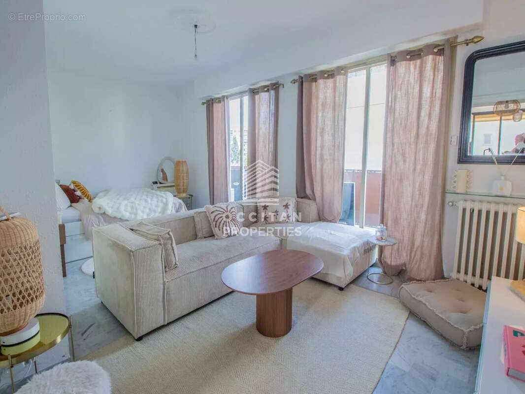 Appartement à LE CANNET