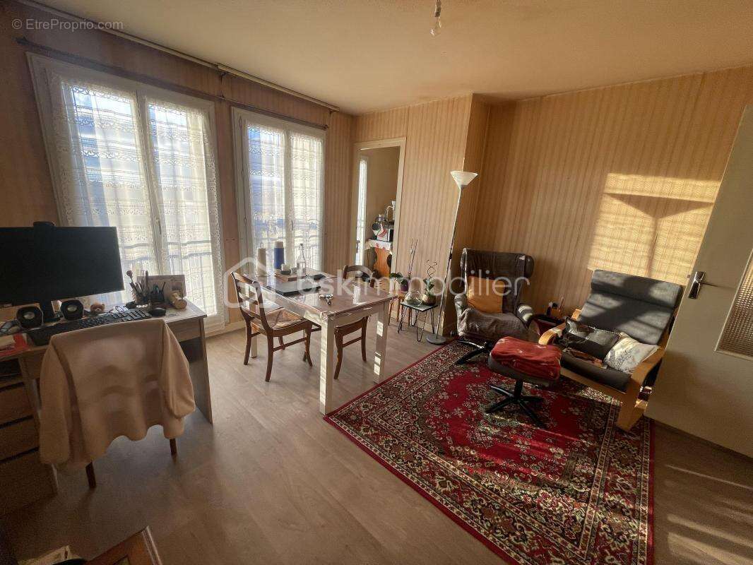 Appartement à MOULINS