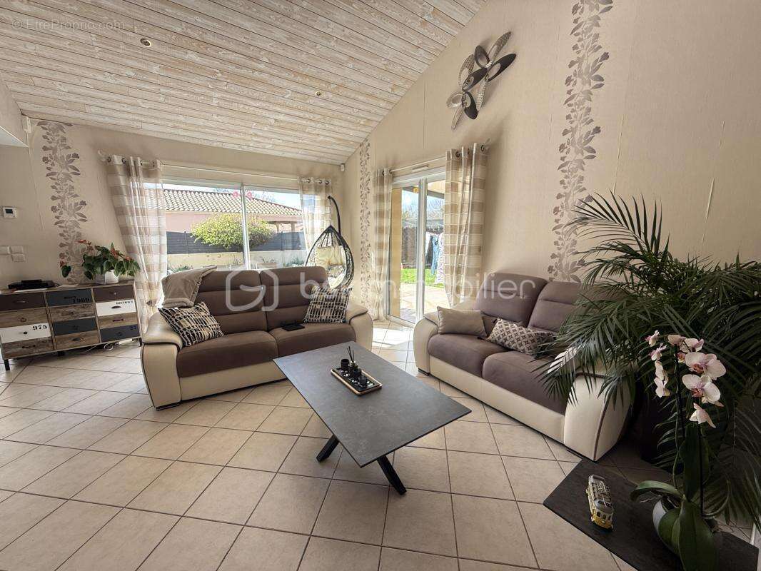 Maison à PONT-SAINT-MARTIN