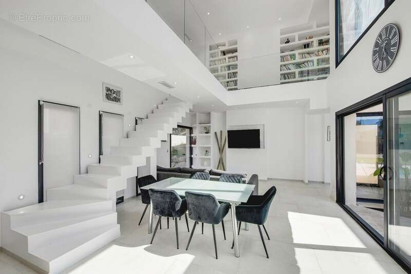 Villa contemporaine récente 8 piéces avec piscine - photo 7