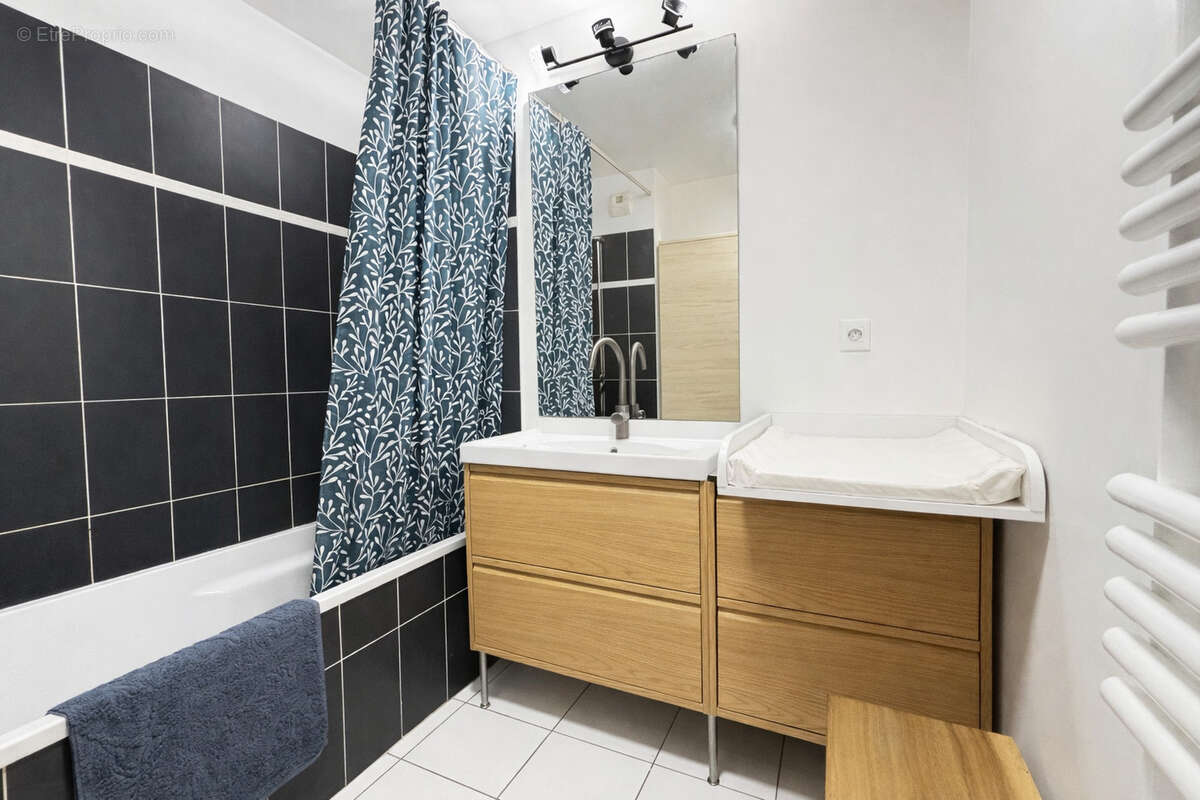 Appartement à VENISSIEUX