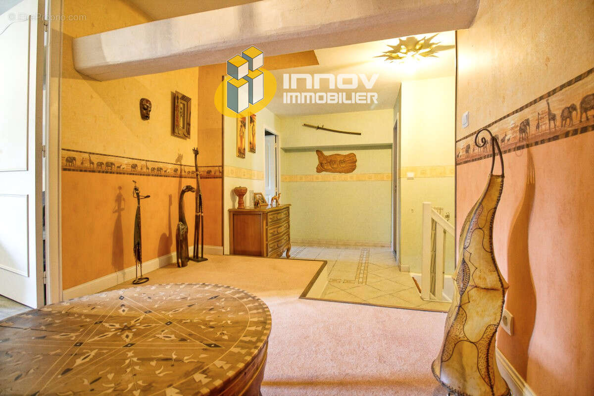 Maison à SAINT-LOUP-DE-VARENNES