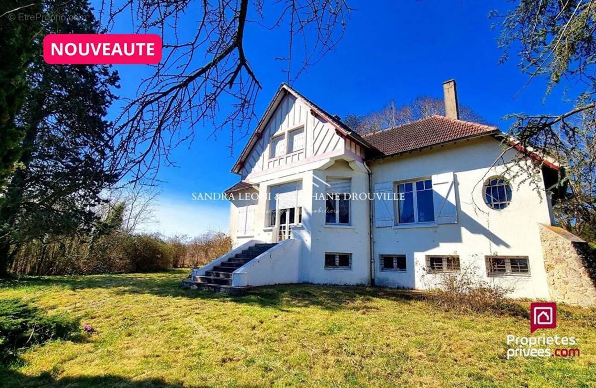 Maison à SAINT-PREST