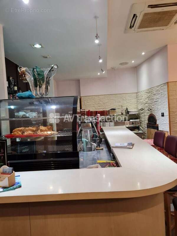 Commerce à DOMREMY-LA-PUCELLE