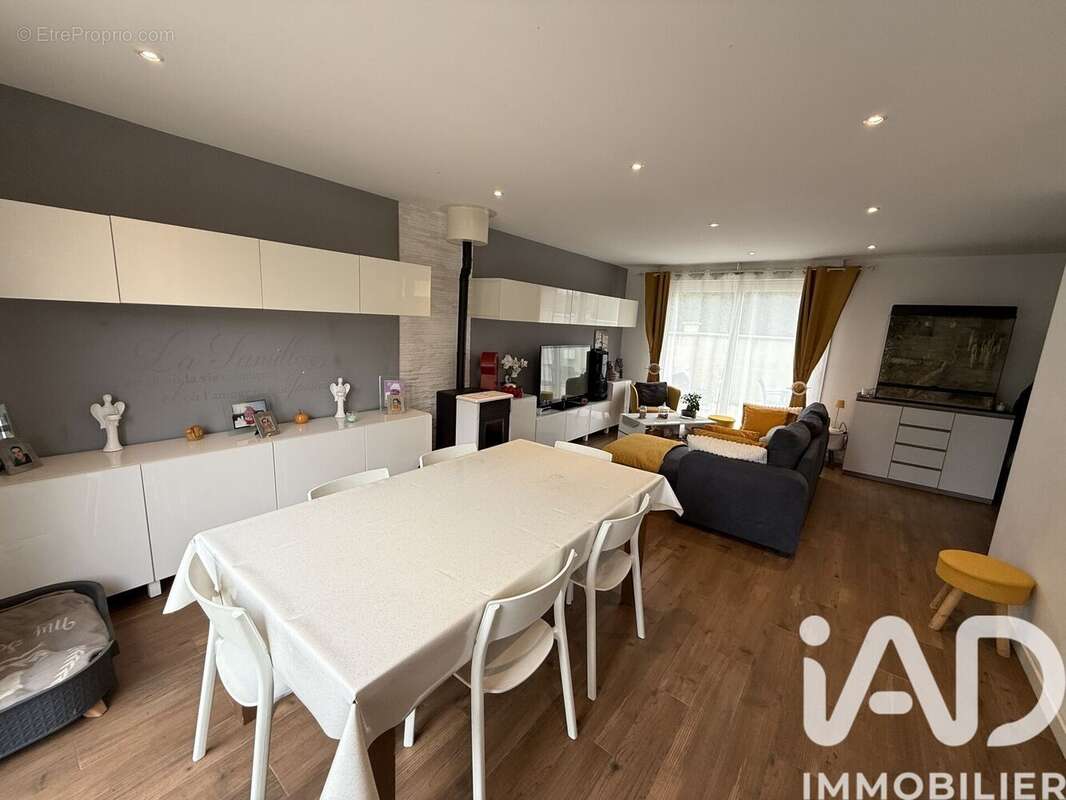 Photo 4 - Maison à CHEVRU