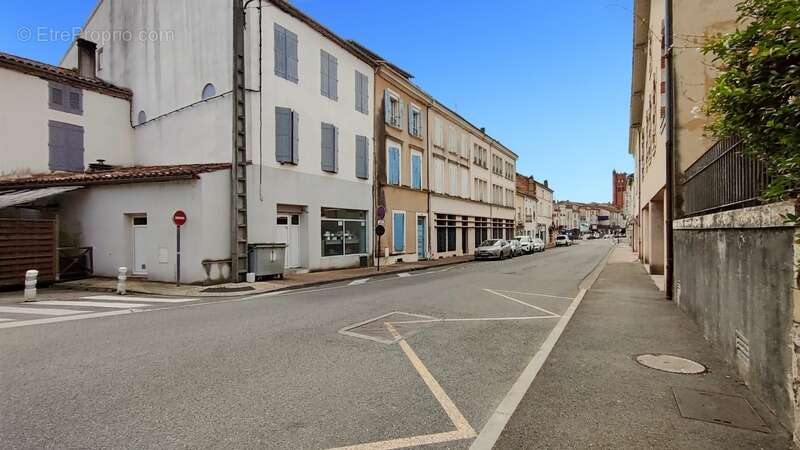 Immeuble de caractère – Centre-ville Villeneuve-sur-Lot (47)– 620 m² – Fort potentiel - photo 5