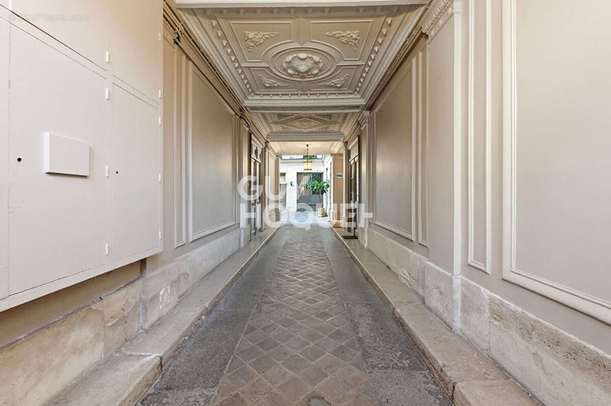 Appartement à PARIS-9E