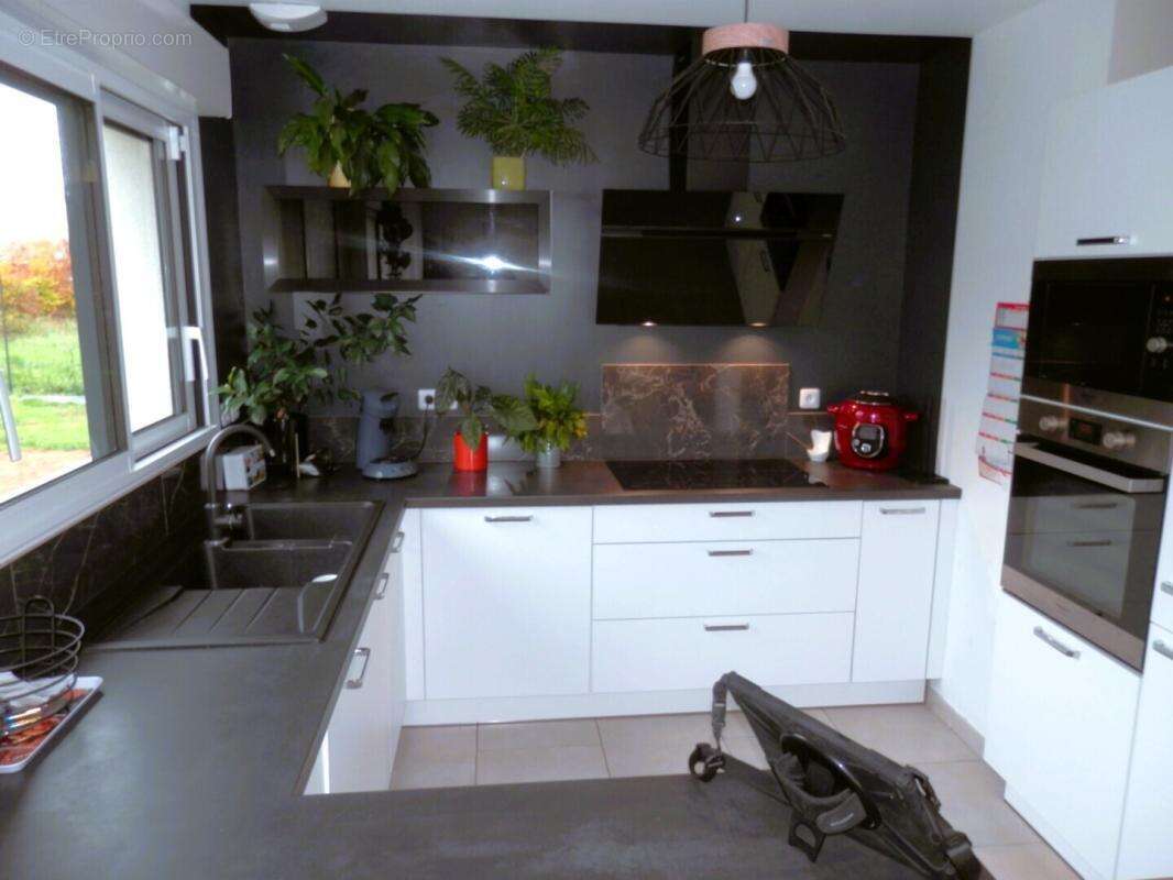 Maison à POIX-DE-PICARDIE