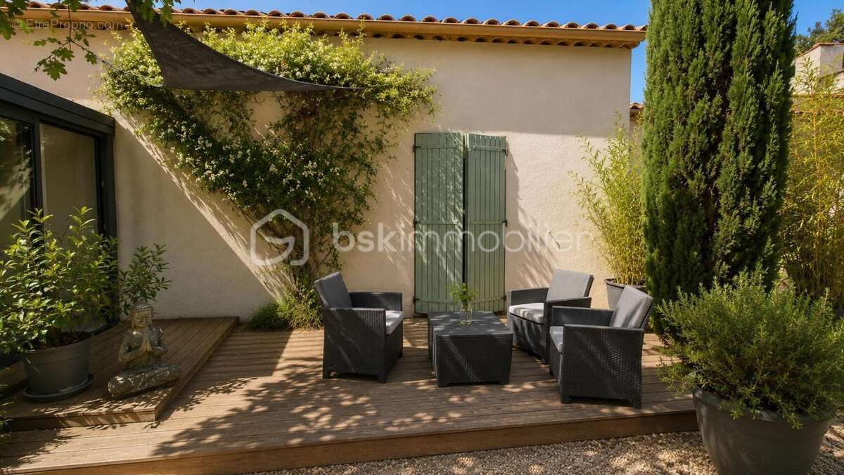 Maison à NEOULES