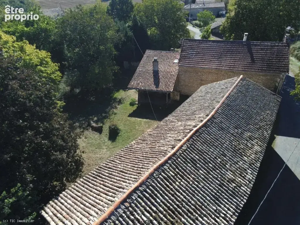 Ensemble de Deux Maisons Indépendantes Et Grange Sur 5017m² - photo 33