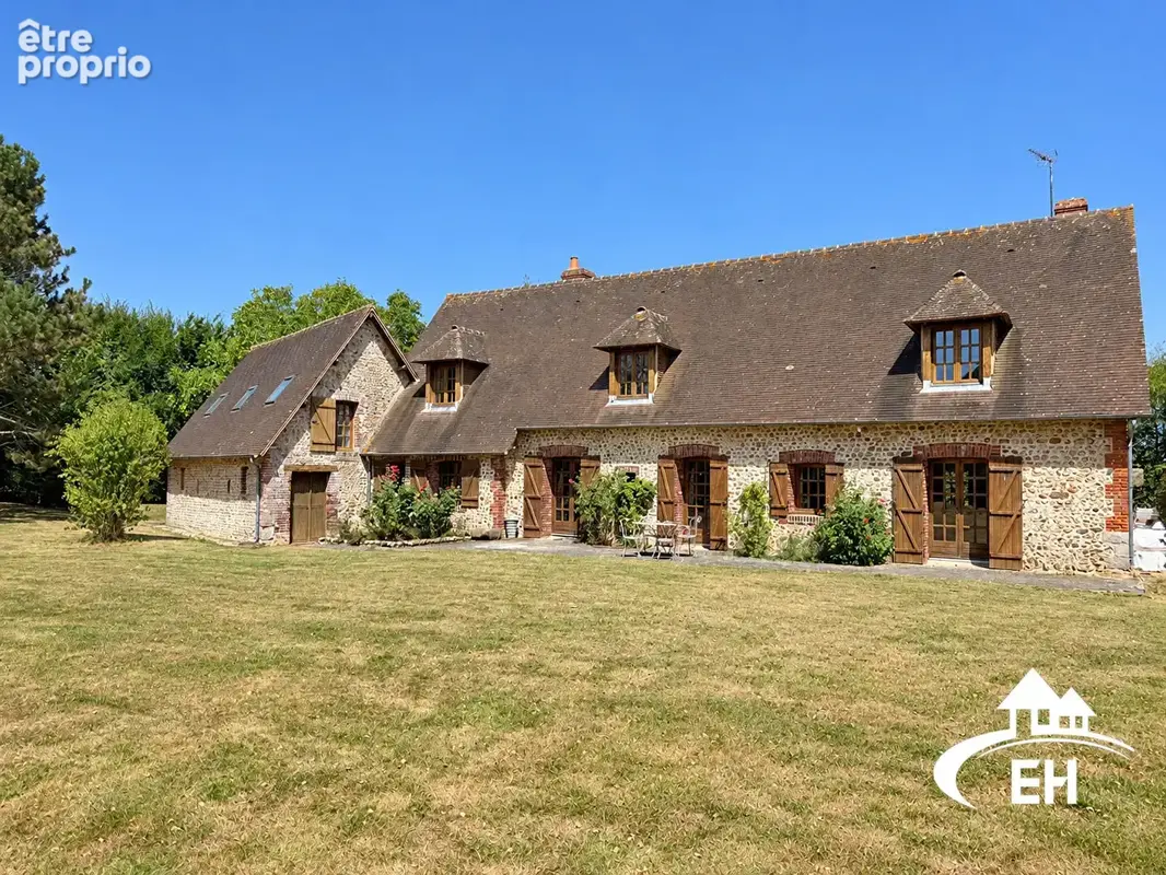 Maison de caractère - 5 chambres - 5 520 m² - Proche L'Aigle - photo 1
