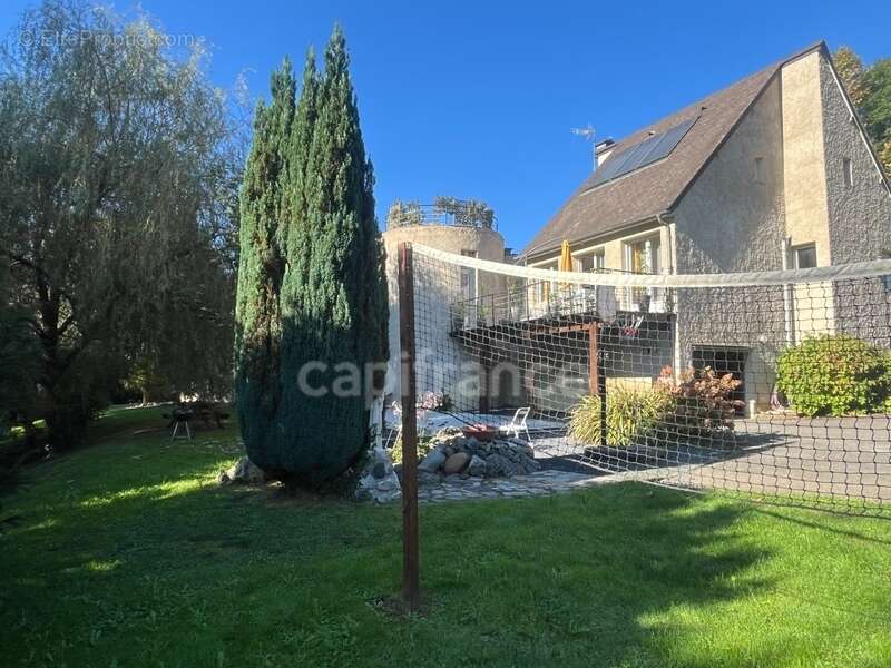 À vendre – Propriété d’exception de 472 m² habitables sur parc arboré de 5 000 m² – Lourdes - photo 3