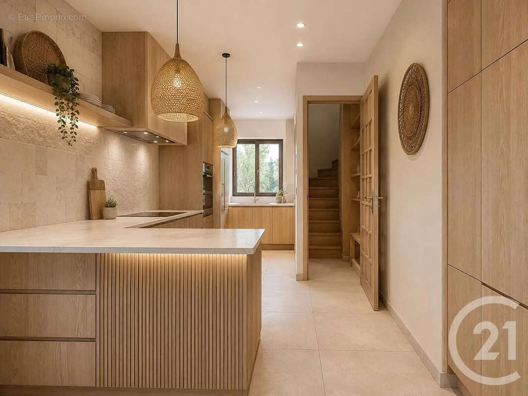 Maison 225 m² à Rosny-Sous-Bois  - photo 2