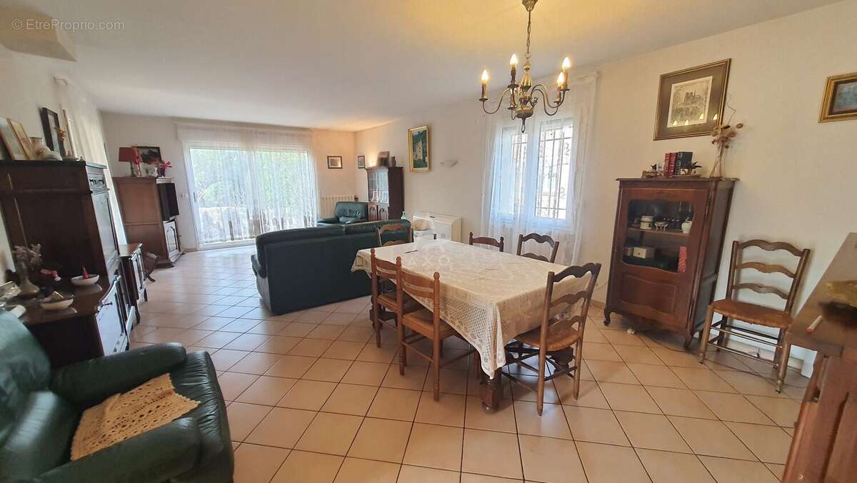 Maison à LEZIGNAN-CORBIERES