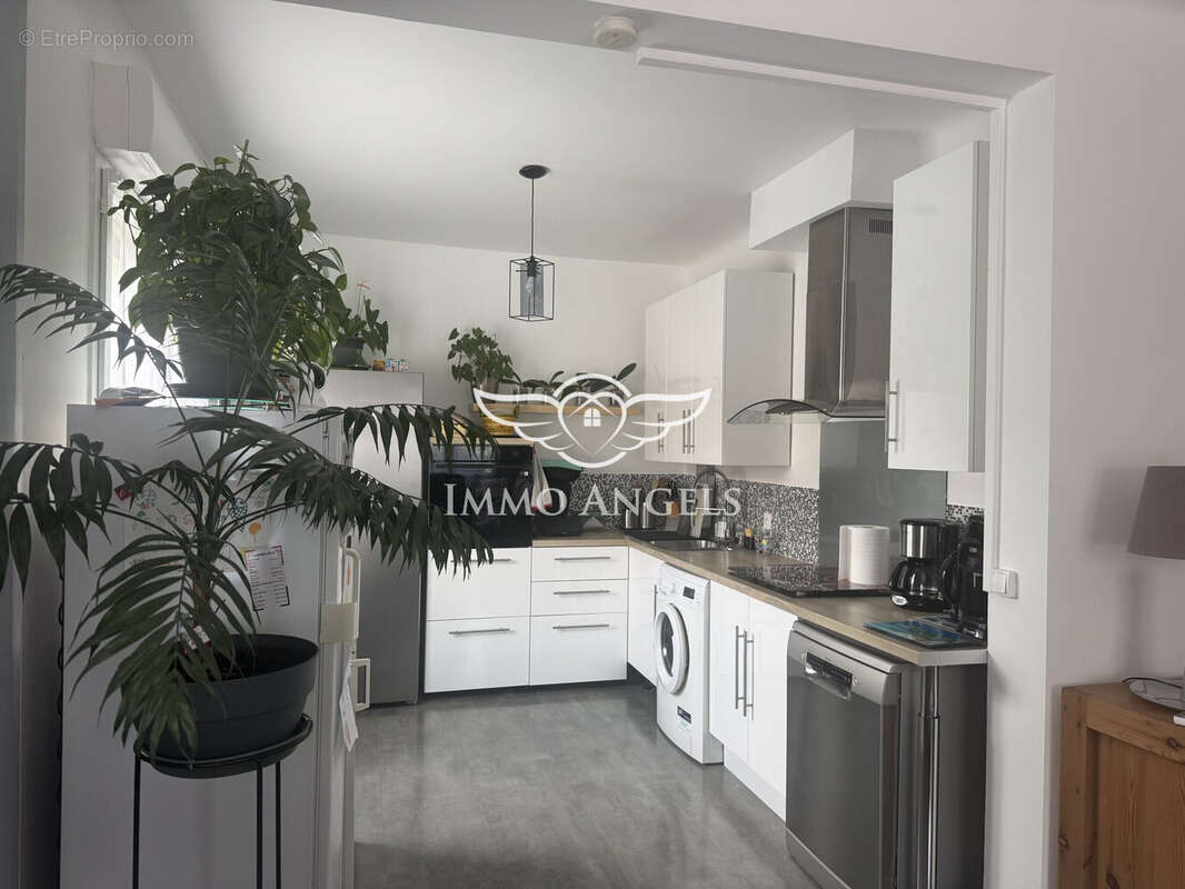 Appartement 83 m² à Saint-Gely-Du-Fesc  - photo 2