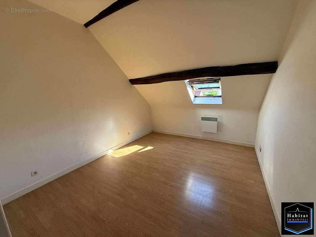 Maison à LE PLESSIS-BELLEVILLE