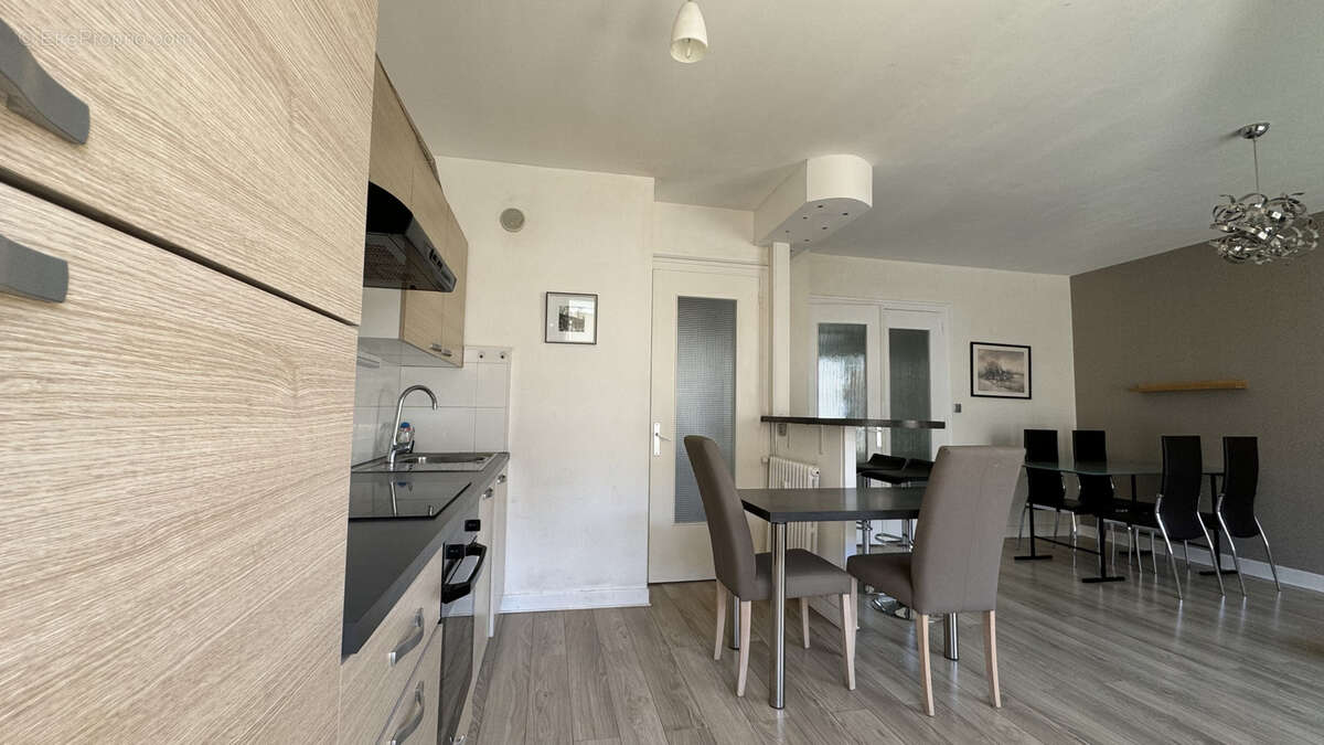 Appartement à AIX-LES-BAINS