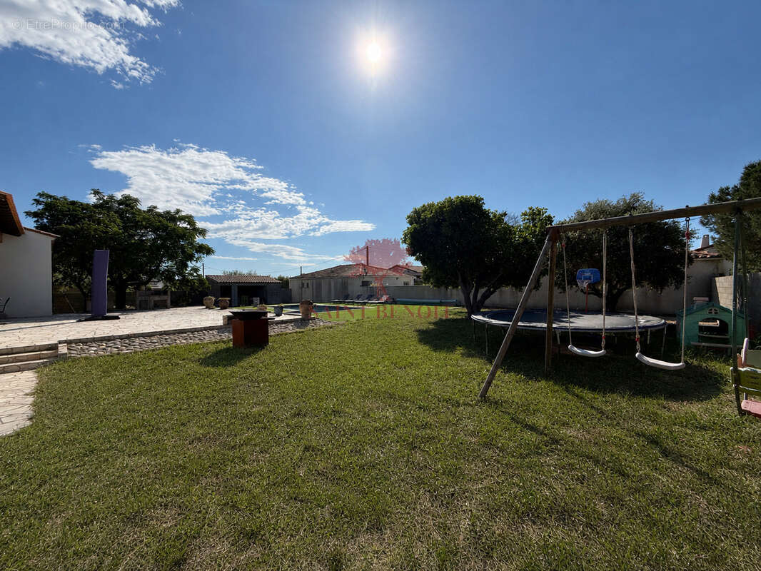 En exclusivite a vendre villa de type 8 pieces avec piscine double garage et jardin 1523 m2 - photo 31