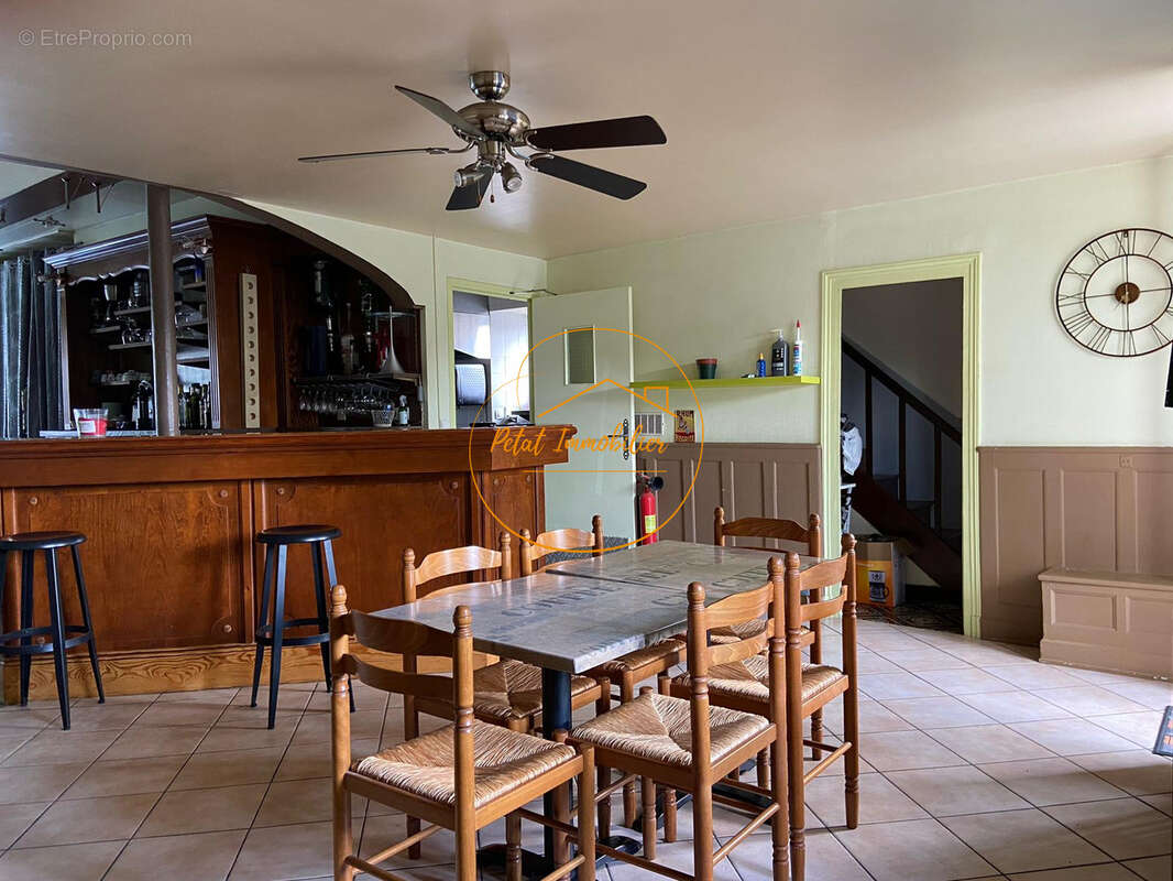 Maison à AVARAY