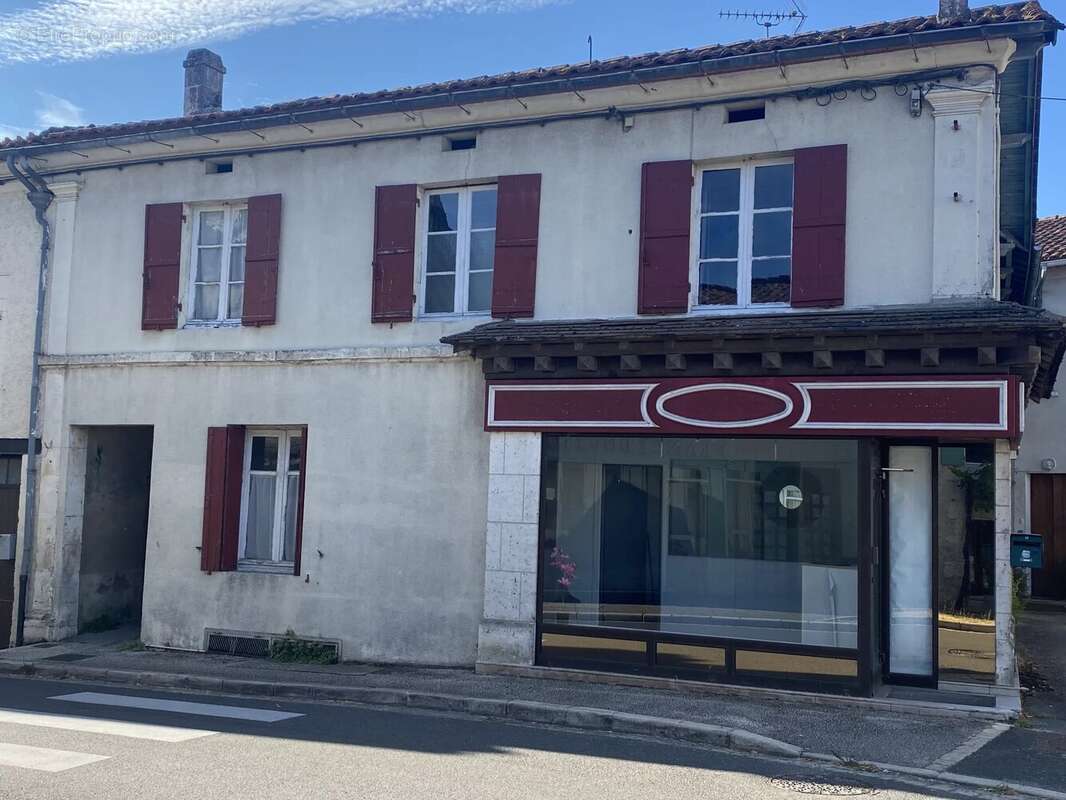 Maison de village de 4 chambres avec jardin et potentiel atelier - photo 17