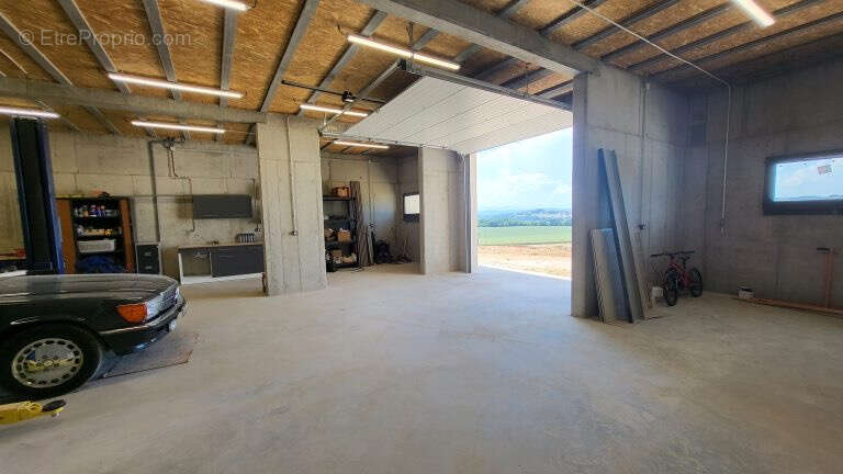 Maison à SAINT-DONAT-SUR-L&#039;HERBASSE