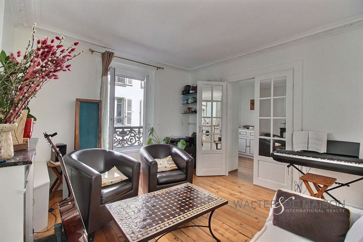 Appartement à PARIS-17E