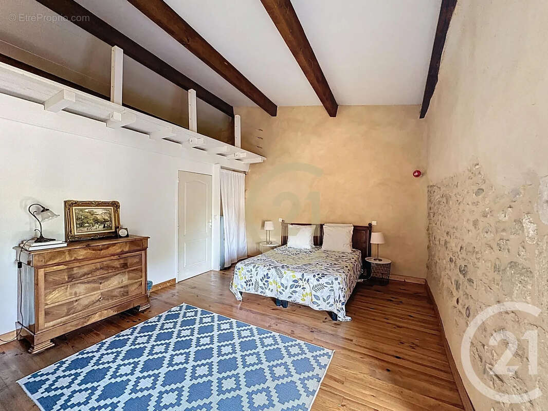 Maison 81 m² à Uzes  - photo 10