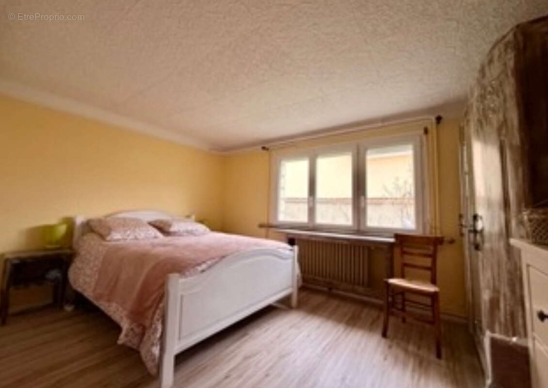 Maison à BRIE-COMTE-ROBERT