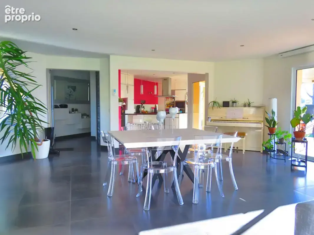 Belle maison familiale récente avec piscine sur grand jardin avec vue forêt à Camarsac - photo 5
