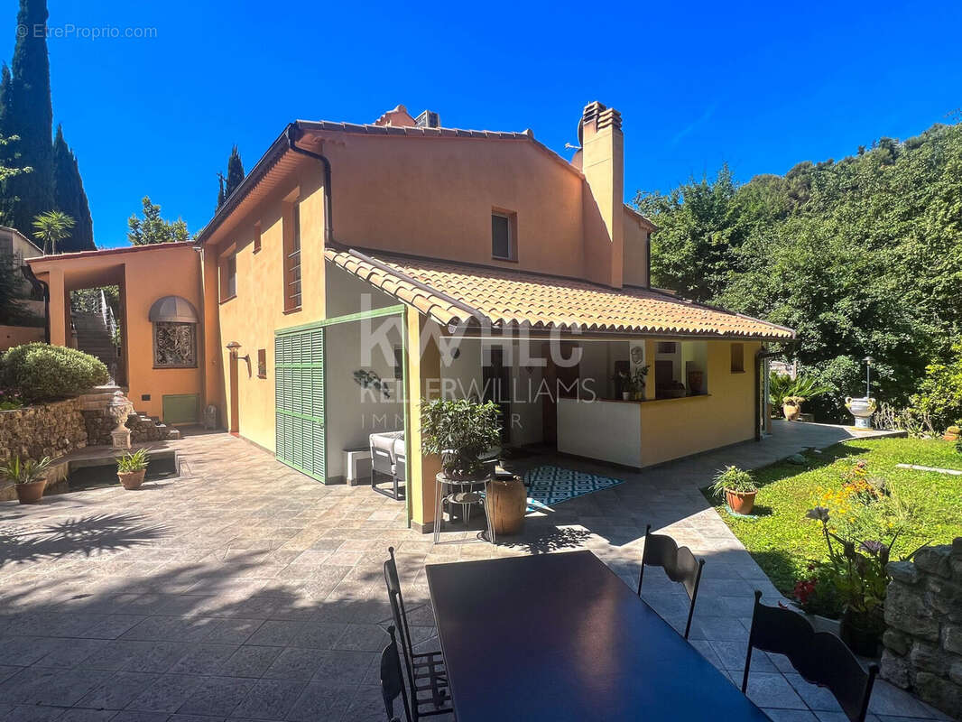Maison 204 m² à Menton  - photo 6