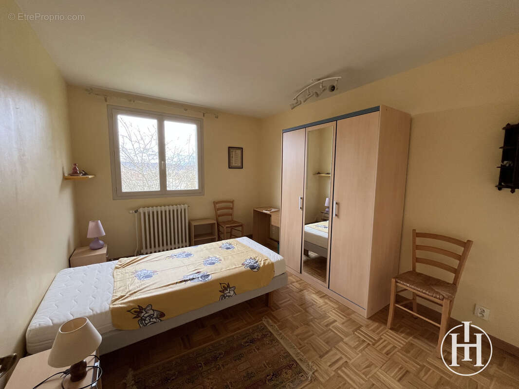 Maison à SAINT-AMAND-MONTROND