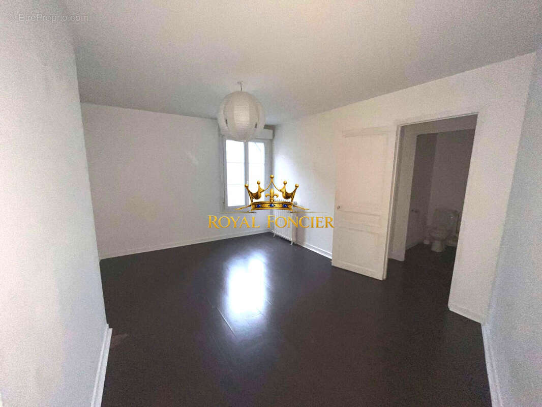 Appartement 55 m² à Chatellerault  - photo 7