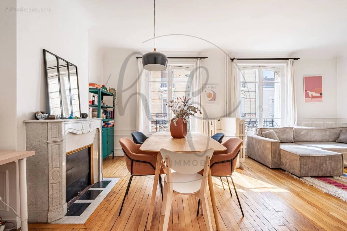 Appartement à COLOMBES