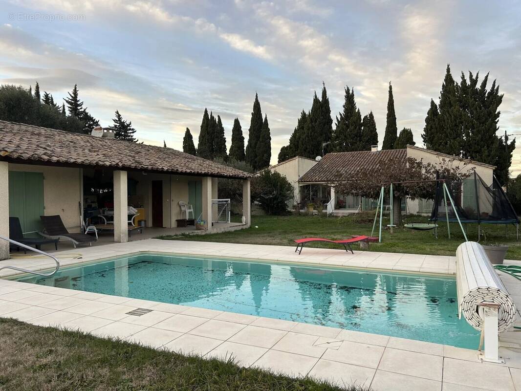 Maison à FONTVIEILLE