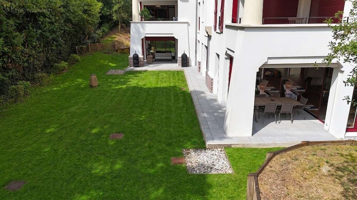Centre ville Hossegor  Appartement d'exception au cur du centre-ville sur le golf , entre maison et villa de prestige - photo 21