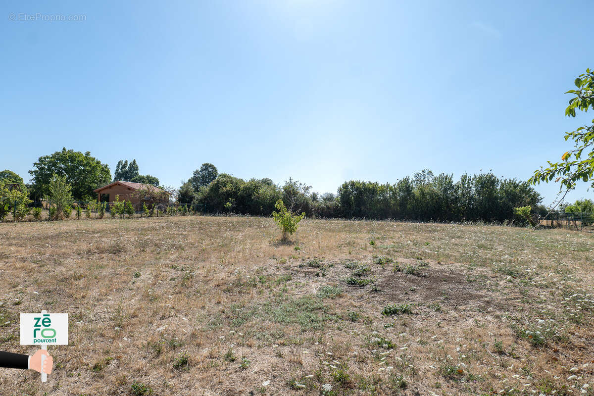 Terrain à bâtir de plus de 1 300 m2 à Saint-Étienne-de-Brillouet   Libre de constructeur   Environnement calme - photo 4