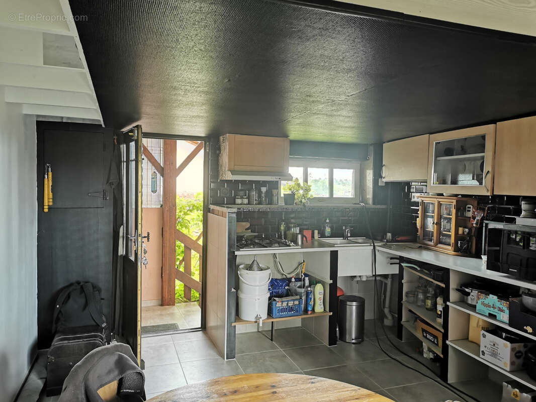 Maison à SERRIERES-DE-BRIORD