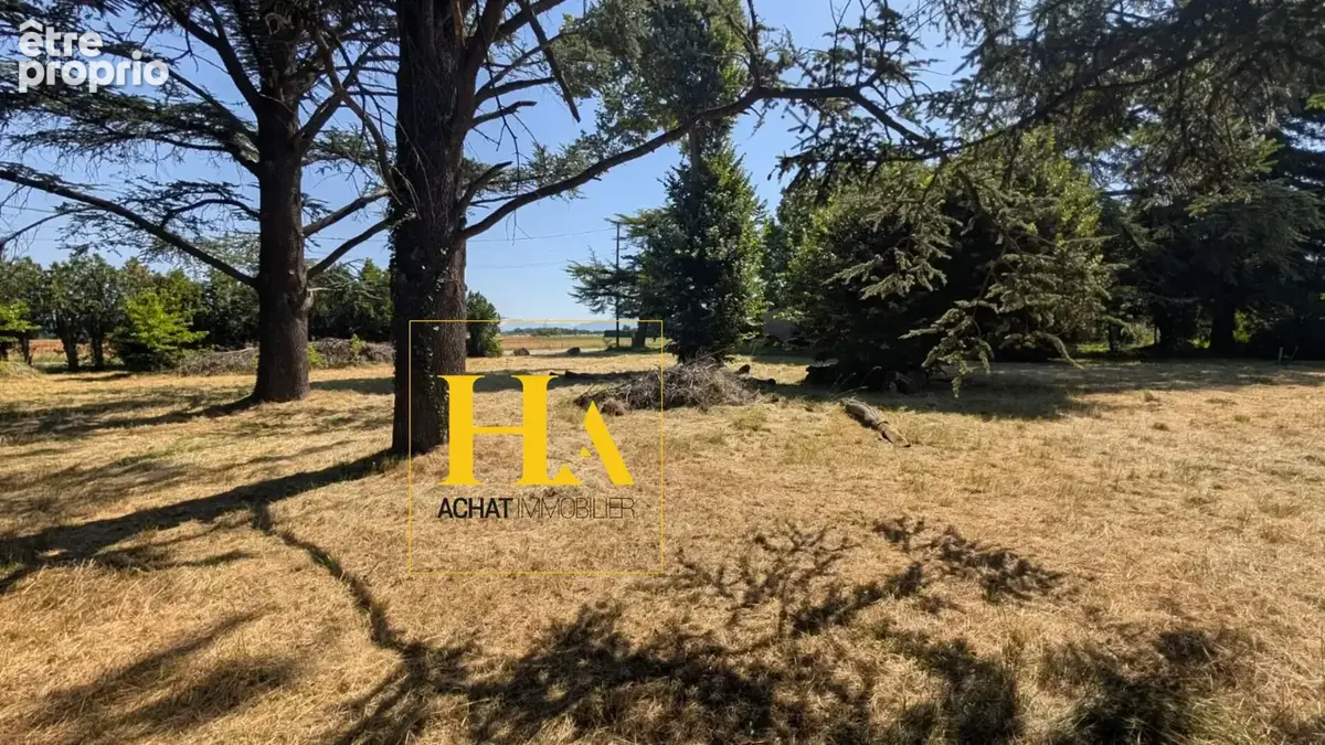 Terrain constructible de 864 m²  la bâtie-rolland (26160) - photo 2
