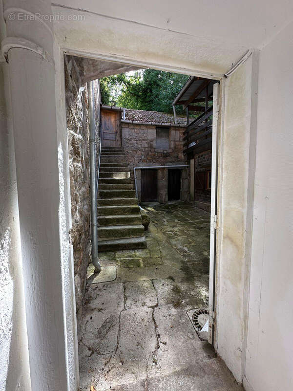 Maison à LORMES