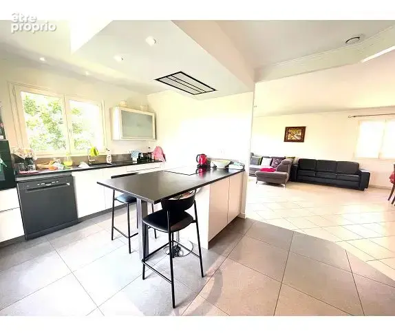 Maison 5 pièces 120 m² à vendre à Montanay (69250) - photo 4