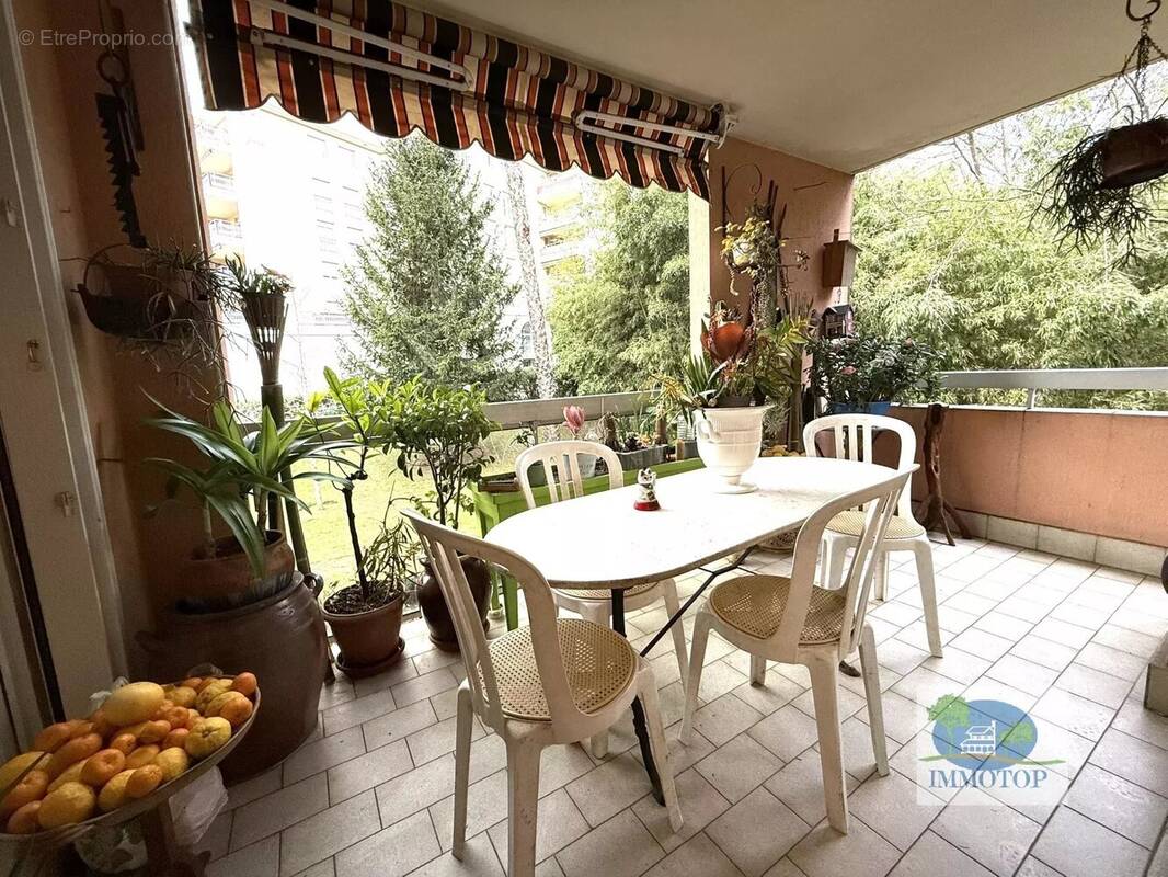 Appartement à MENTON