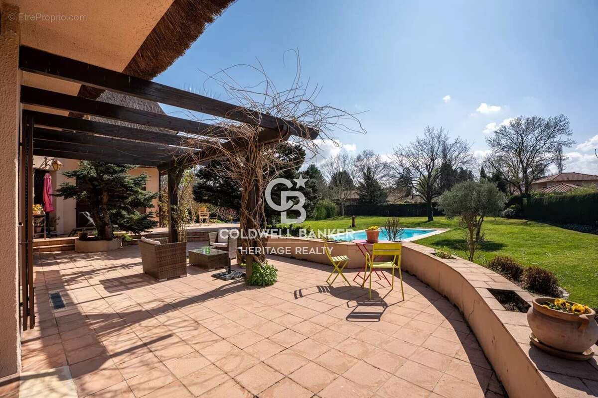 Maison à CHARBONNIERES-LES-BAINS