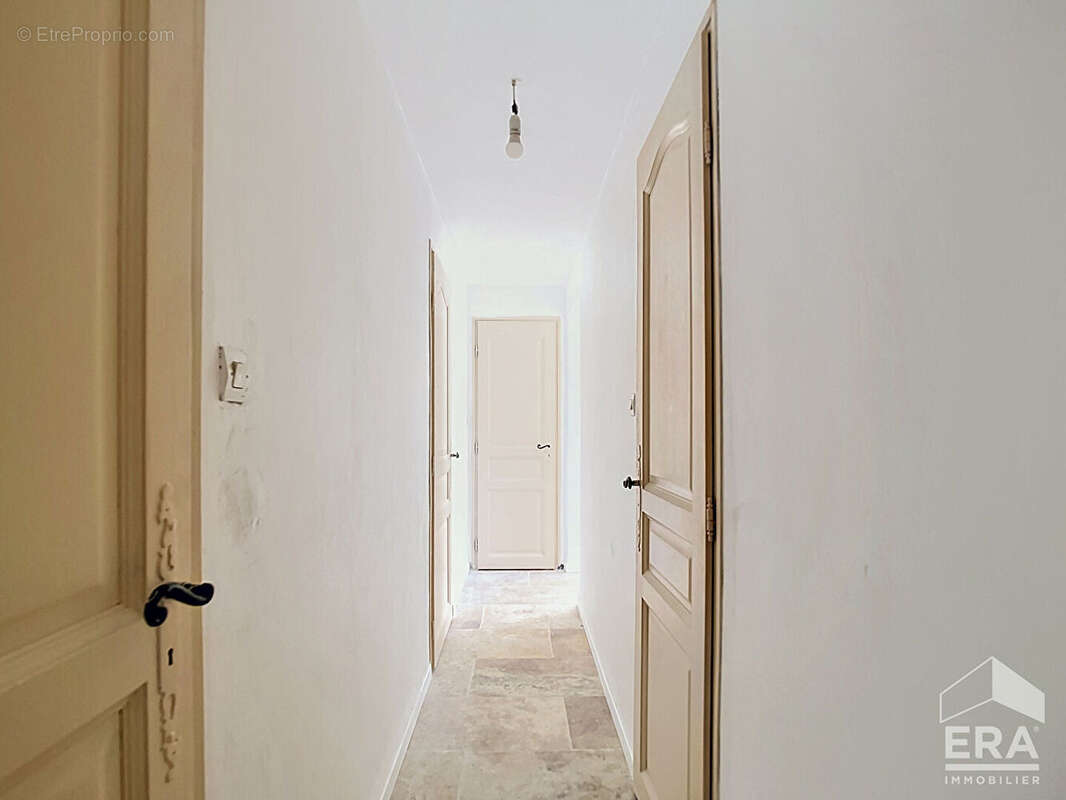 Appartement à MARSEILLE-9E