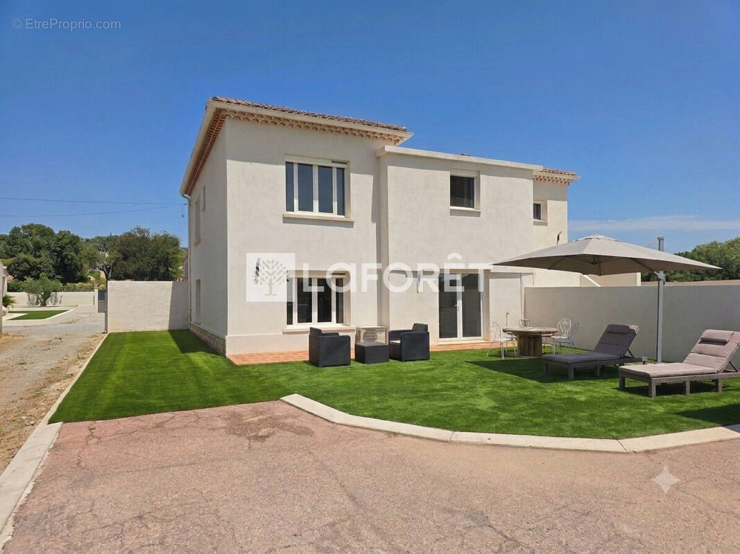 Maison à LA FARE-LES-OLIVIERS