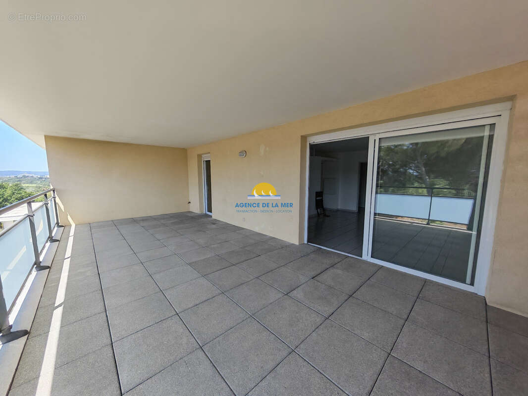 Appartement à FREJUS